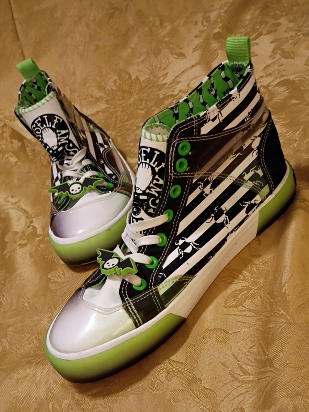 Ground Up High-Top BEETLEJUICE in Black, White & Green Women's 6.5